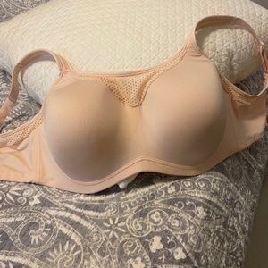 Essential Bodywear  sports bra